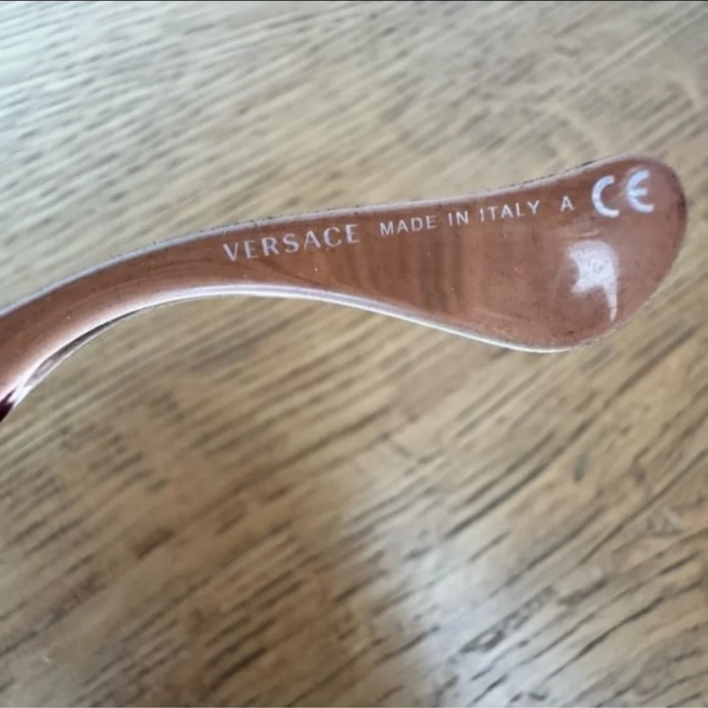 Versace New  Oval Sunglasses Luxery Uv Glasses Beautiful New Case Papers Cloth